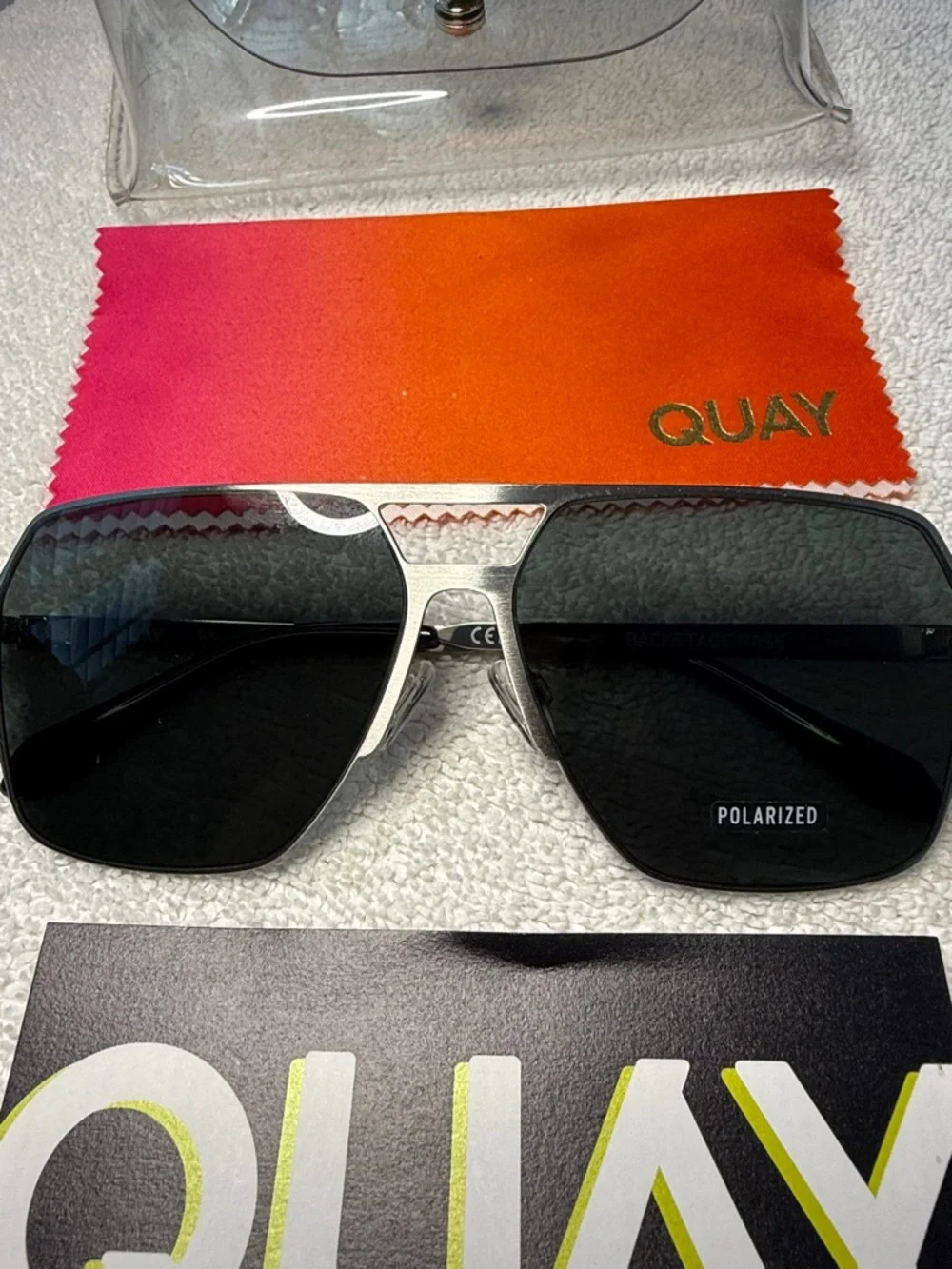 QUAY Unisex BACKSTAGE PASS Silver/Black Polarized Sunglasses